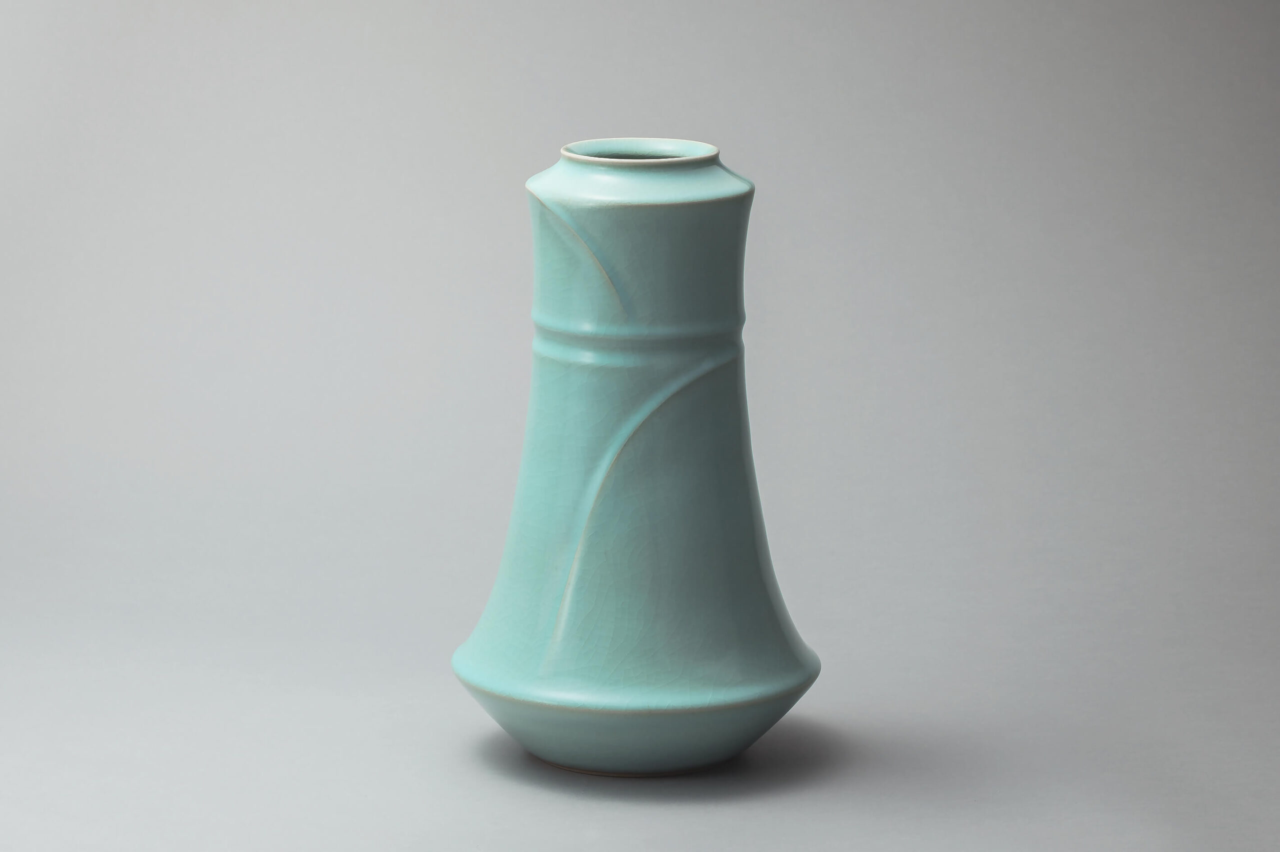 「青磁線文壷」 2017　24.0×24.0×38.5